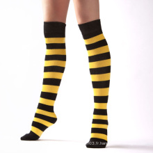 2015 Chaussettes à rayures au genou à la mode pour dames